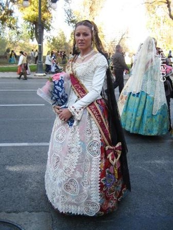 Atuendo de Fallera. Valencia.